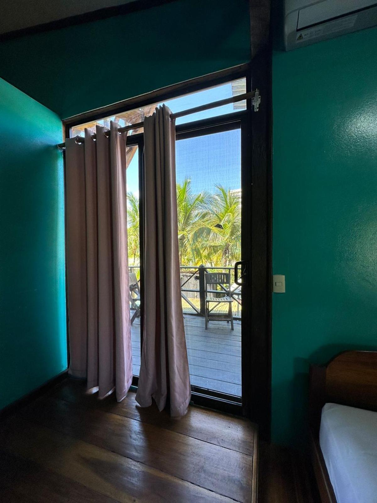 Playa Negra Brewing Beachfront Hotel Puerto Viejo de Talamanca Exterior photo