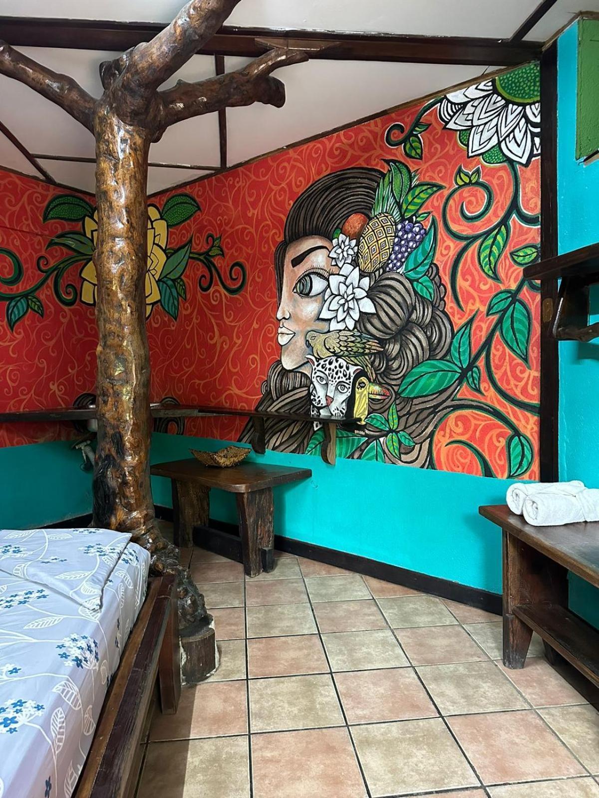 Playa Negra Brewing Beachfront Hotel Puerto Viejo de Talamanca Exterior photo